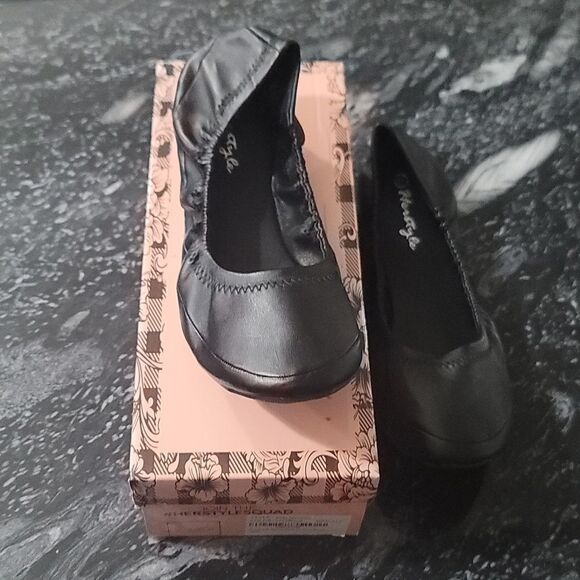 BRAND NEW HERSTYLE CONFORTABLE SOFT ROUND TOE FLAT SLIP-ON LOAFER SHOES - Picture 15 of 16